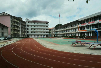 三台县乐安镇一村小学校阅读区