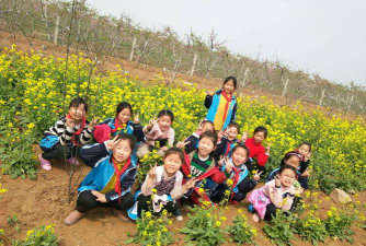 枣庄市山亭区西集镇刘庄小学阅读区