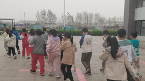 八角中心小学阅读区