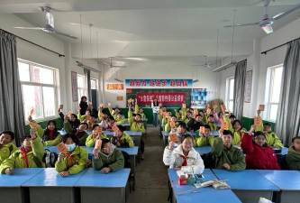 蒲城县龙阳镇初级中学阅读区