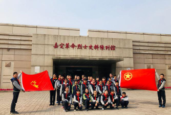 庐江县白湖镇杨柳初级中学阅读区