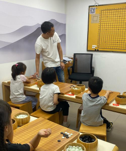 宝鸡市凤翔区雍城弈围棋培训学校有限公司阅读区