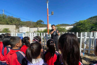 栖霞市庙后小学阅读区
