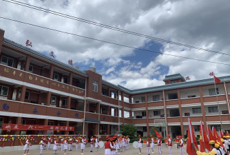 弥渡县弥城镇双海完全小学阅读区