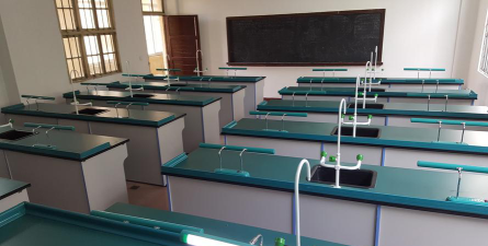 平潭县强兴初级中学阅读区
