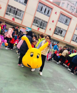 信宜市城西东方幼儿园阅读区