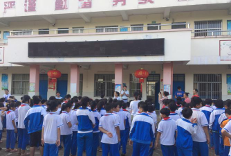 大坡中心小学阅读区