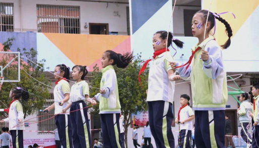 广西南宁市燕子岭小学阅读区