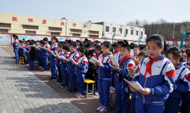 青铜峡市第二小学阅读区