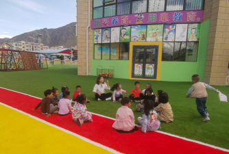山南地区幼儿园阅读区