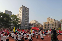 深圳市丹堤实验学校阅读区