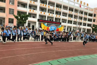 南宁市西乡塘区金陵镇中心小学阅读区