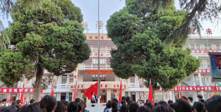 陕西省富平县张桥镇第二初级中学阅读区