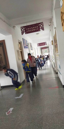 凉州区九条岭煤矿九年一贯制学校阅读区