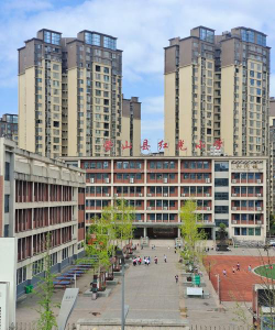 内江市东兴区红光小学阅读区