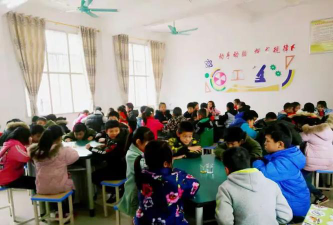 广西南宁宾阳黎塘三和小学阅读区