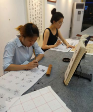 镇江市兰亭书法艺术培训有限公司阅读区