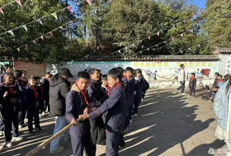 洱源县西山乡建设中心完小阅读区
