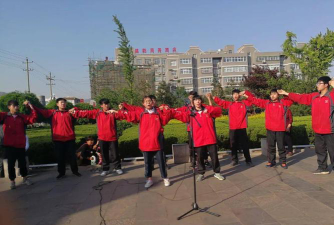 新蕾中学阅读区