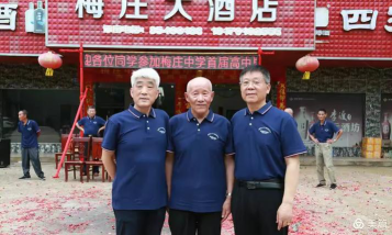 梅庄中学阅读区
