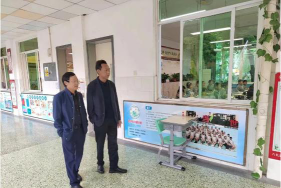 成都市青白江区扬声弈海教育培训学校有限公司阅读区