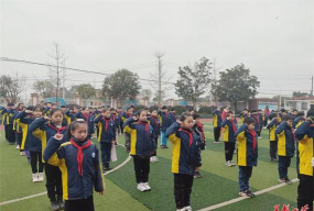 长沙市新港小学阅读区