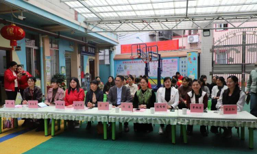 石湾区张槎镇张槎管理区张槎幼儿园阅读区