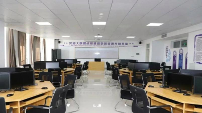 天津滨海汽车工程职业学院阅读区