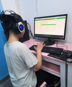 湘西七彩教育培训学校有限公司阅读区