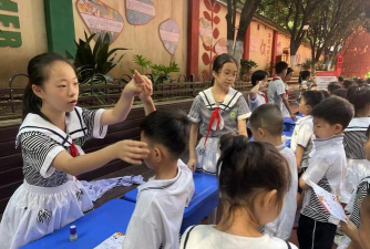 长沙市黄兴小学阅读区