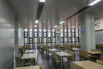 南昌市第十二中学阅读区