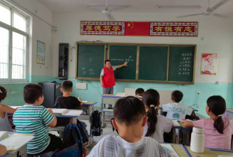 临泉迎奥中学阅读区