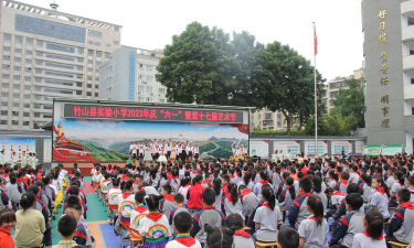 灵山县实验小学阅读区
