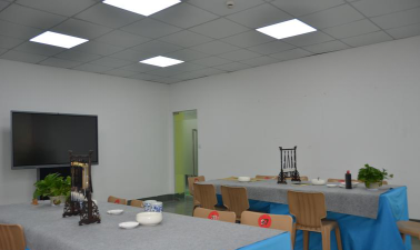 抚州高新区迁让艺术培训中心有限公司阅读区