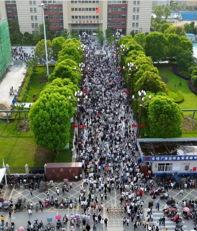 毛坦厂中学阅读区