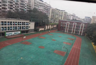 重庆市万州区白土中心小学阅读区