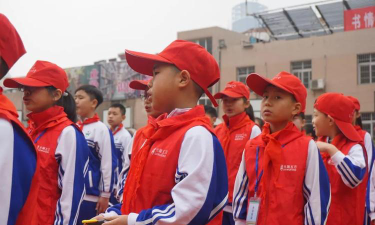 小杜鹃艺术实验学校阅读区