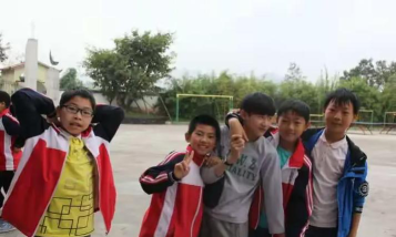 涪陵区增福乡中心小学校阅读区