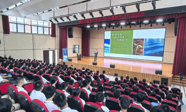 山东省青岛即墨市温泉中学阅读区