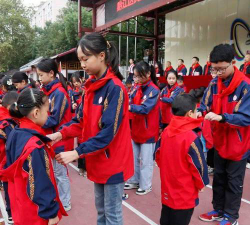 黔江区冯家镇中心小学校阅读区