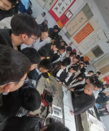孟津县麻屯镇第二初级中学阅读区