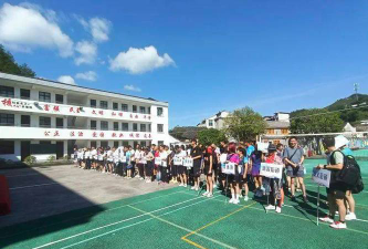 綦江县丁山镇中心小学阅读区