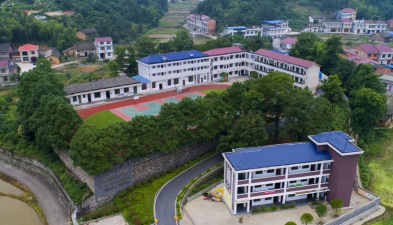 浏阳市荷花街道杨家小学阅读区