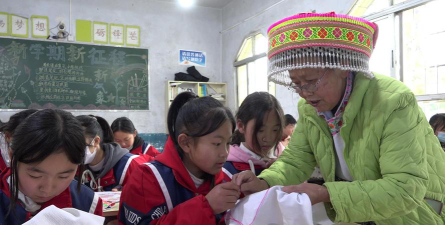 马鬃中学阅读区