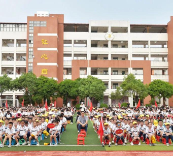 南宁市五塘镇王竹小学阅读区