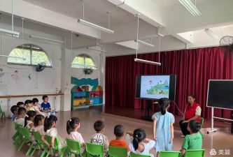 德庆县九市镇小燕子幼儿园阅读区