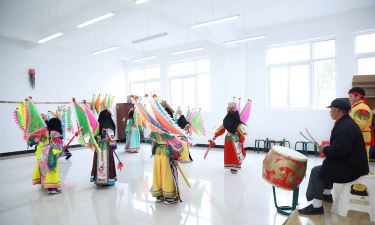 荣昌县广顺镇实验小学阅读区