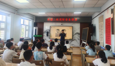 哈尔滨市新疆第二小学阅读区