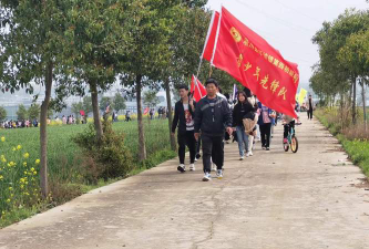 文峰区高庄乡第四中学阅读区