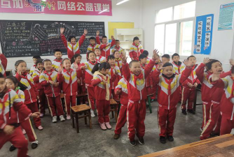 陕西省凤县岩湾乡中心小学阅读区